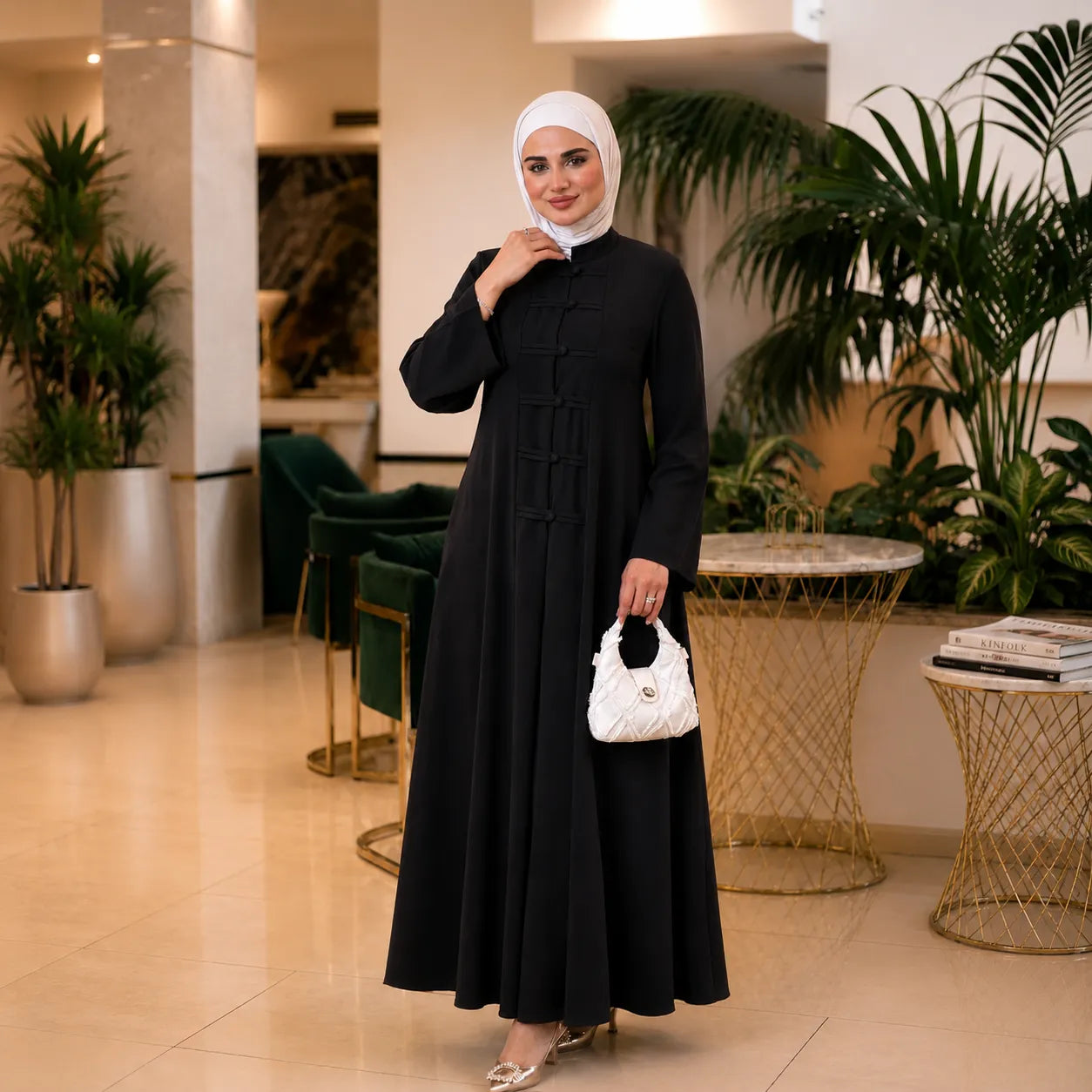 ‏ ‏عباية أنيقة بتفاصيل فاخرة REF123